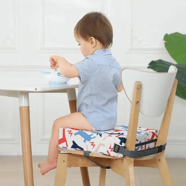 Secure Straos of the Adjustable Kids Booster Seat Cushion - myHelestia