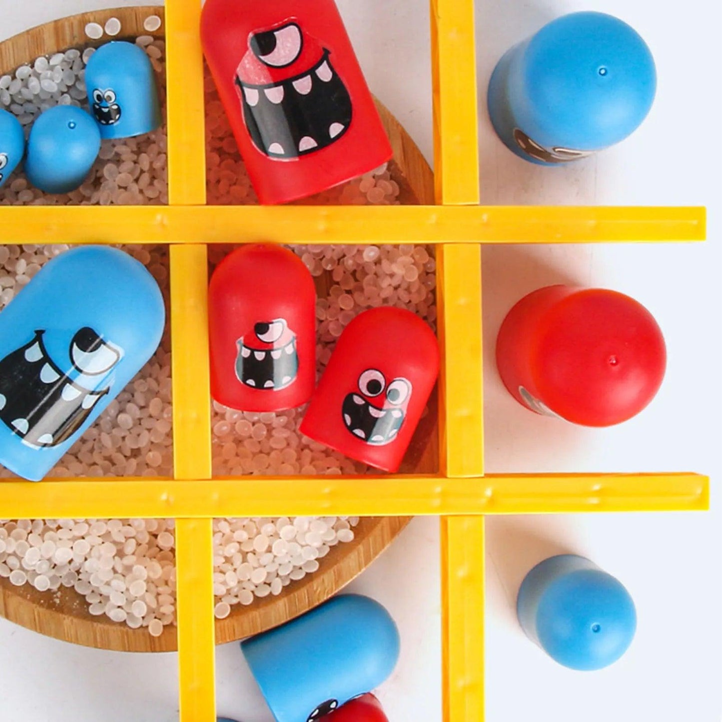 Monster Munch Tic Tac Toe myHelestia