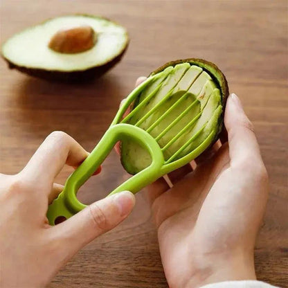 Slicing a avocado with Avocado Master Pro - myHelestia