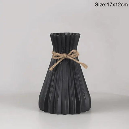 Nordic-Charm-Fluted-Vase-Black Elegant and Modern Nordic Flower Vase My Helestia 